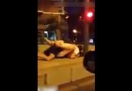 スマホ個人撮影　深夜の路上でガチセックスしてる変態カップルいたから激写www