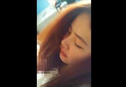 スマホ個人撮影　人の声が聞こえる昼間からチ●ポをしゃぶる可愛いロングヘア彼女の宅フェラ!!