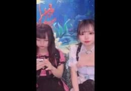 スマホ個人撮影　乳首見えてるw コンカフェ嬢がTikT○kライブ中に胸チラしちゃったハプニング♪