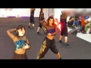 スマホ個人撮影　乳首が…！！ダンス中にポロリしちゃってる美人ダンサー’sのハプニング動画。