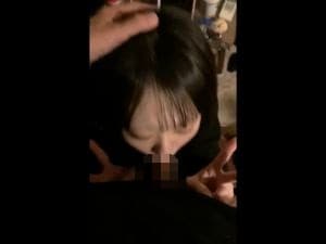 スマホ個人撮影　何でも要求に応えてくれるセフレにノーハンドフェラさせてみた…！