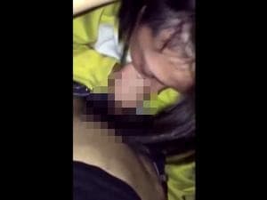 スマホ個人撮影　ショトカセフレがチ●ポ握りしめてイラマフェラ…頭押さえつけられて口内射精ゴックン♪