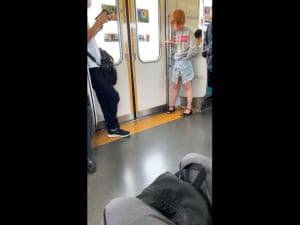Amateur smartphone POV: !? Horny gyaru casually masturbating with her hand in her skirt on the train lol