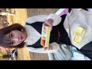 スマホ個人撮影　145cmの小柄な色白お嬢様と公園でお弁当デート→薄毛マンコに連続中出し!! 見応えたっぷり♫