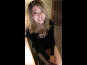 スマホ個人撮影　大○ミナミのキャバ嬢を後輩に貸してハメさせたった！［再］